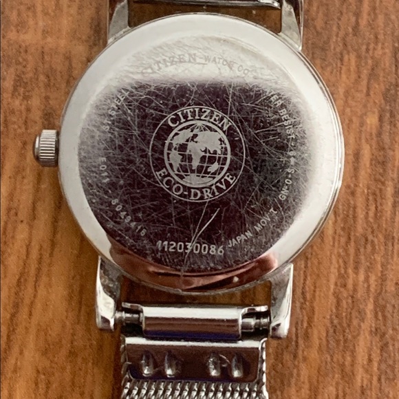 Citizen Eco-Drive silver -Tone Stainless Steel Watch White Dial Works
